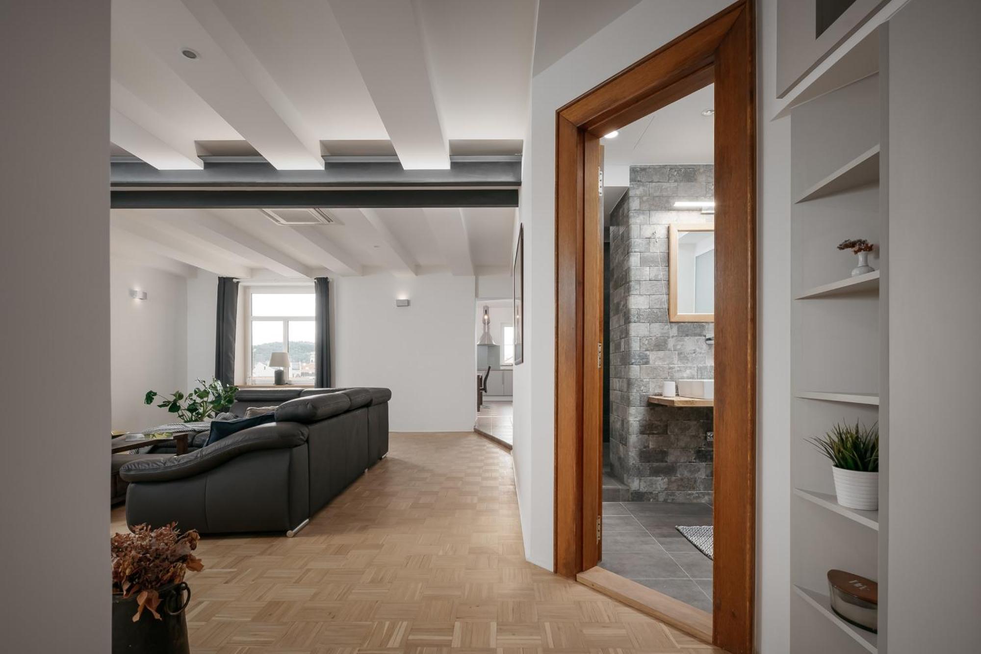 Dot 3 Bdr Apartment With Tyn Cathedral View & Ac Prague Exterior photo